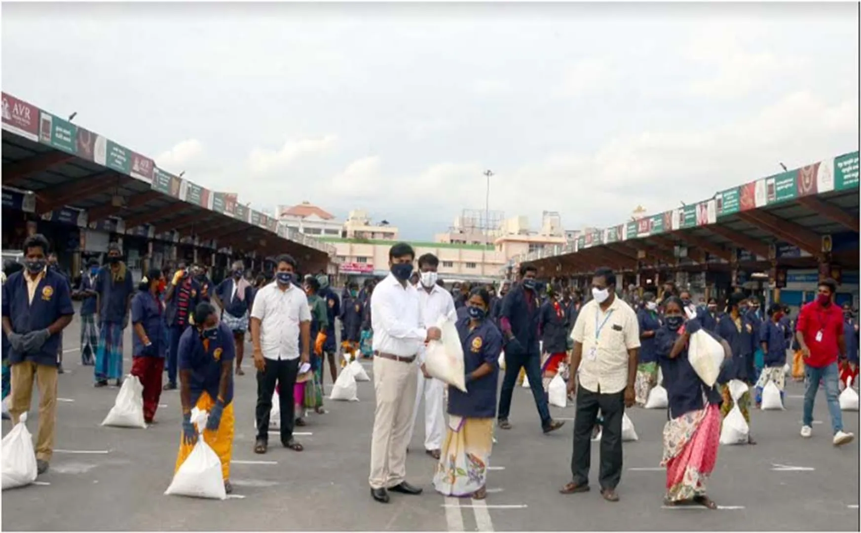 salem district sanitary workers grocery has give to commissioner 